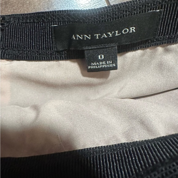 Ann Taylor Black Lace Overlay A-Line Skirt | Size 0 - Picture 5 of 7